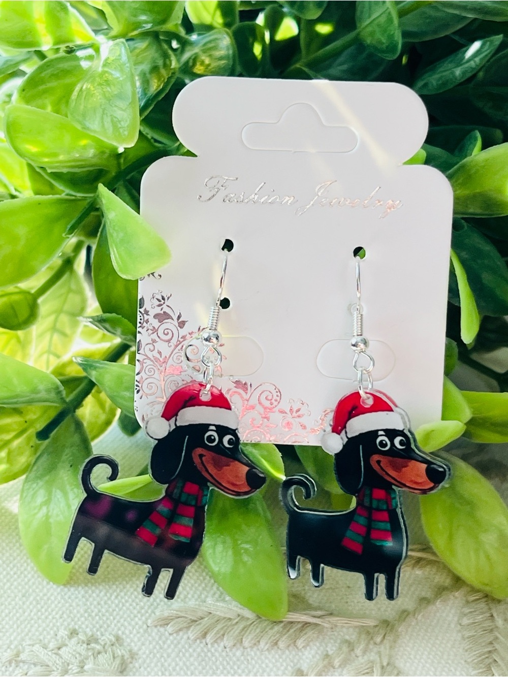 Dachshund Dog W/Christmas Hat Acrylic Earrings W/ Paw Print Jewelry Bag ๐พ๐๐พ - Picture 4 of 8